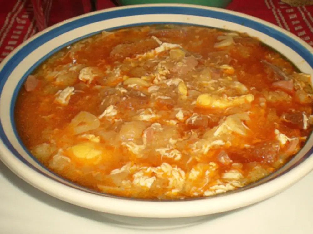 sopa-de-ajo-recetas-tipicas-de-la-mancha